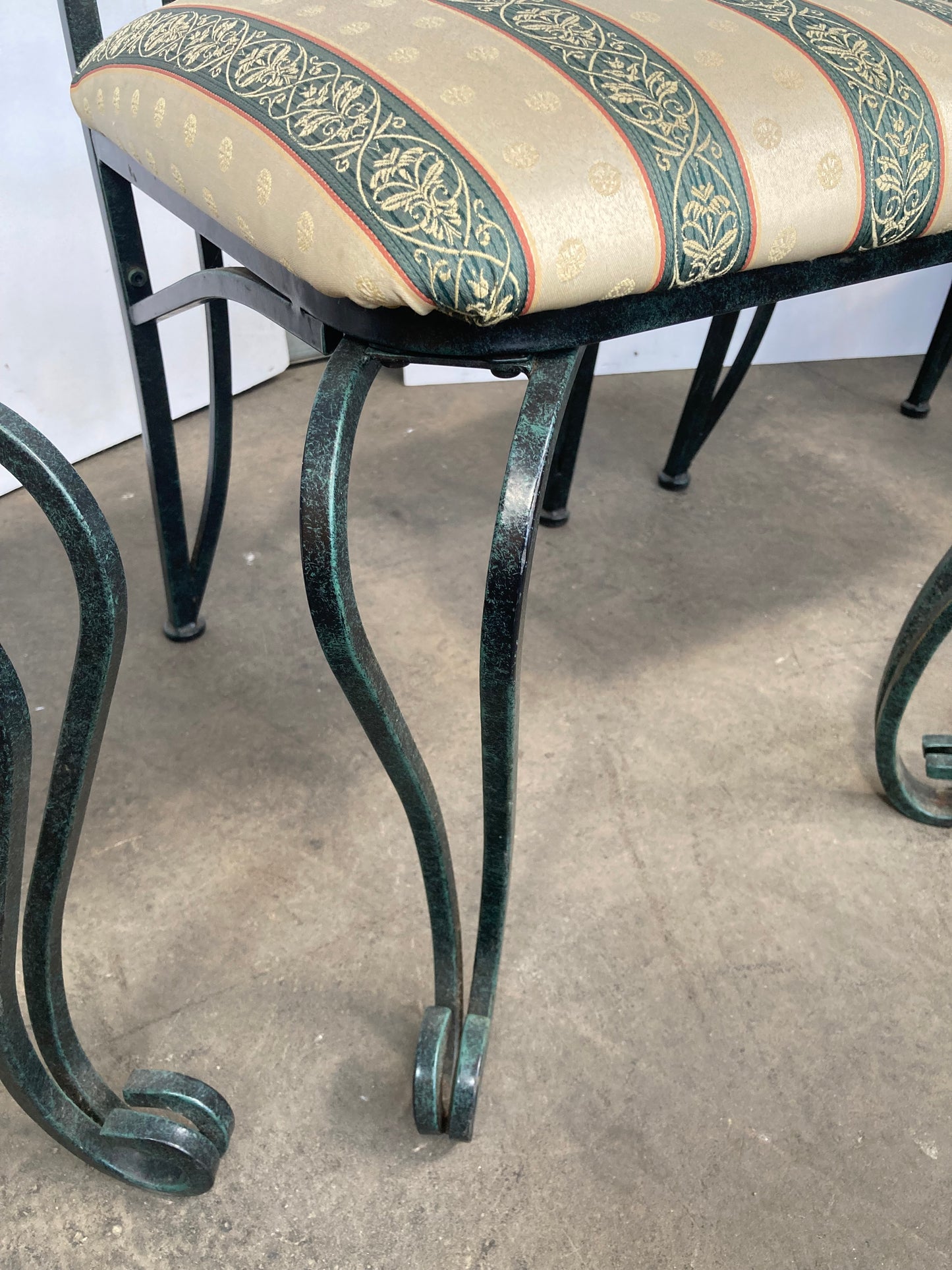 Wrought iron dining chairs set of 4