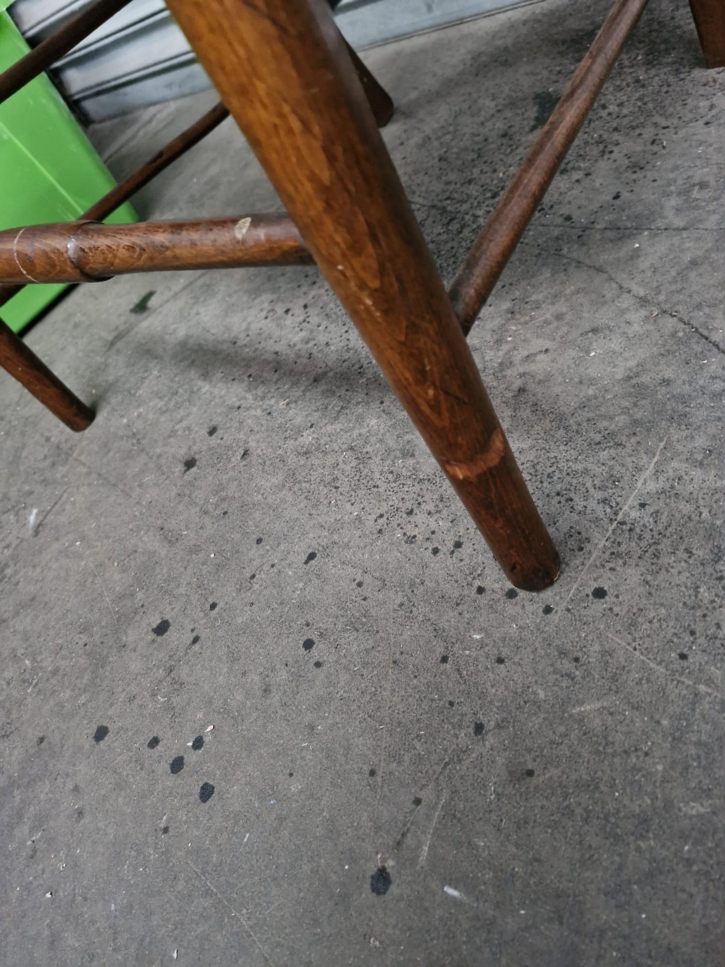 Pair of his and hers vintage leather seated studded carver chairs- high end quality - dining chairs