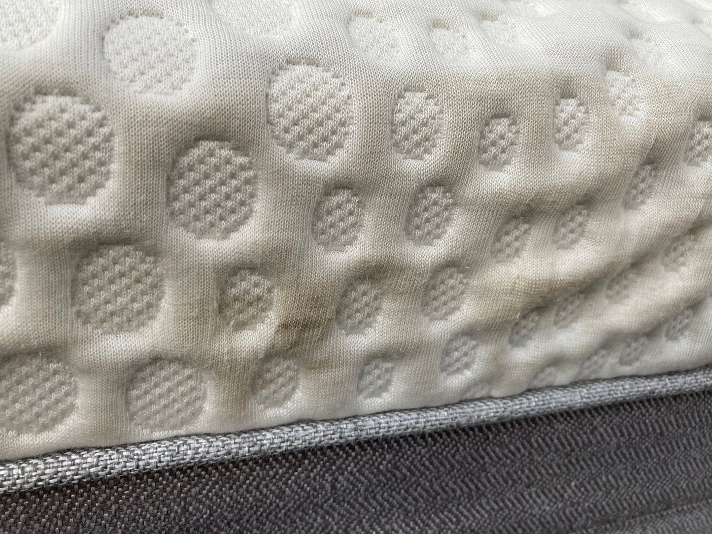 Sealy Posturepedic Hybrid double mattress (used but outstanding clean condition) MATTRESS ONLY