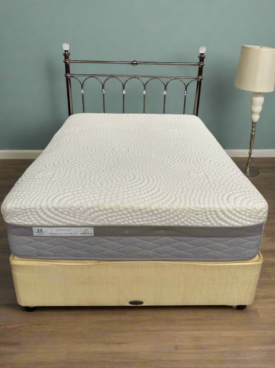 Sealy Posturepedic Hybrid double mattress (used but outstanding clean condition) MATTRESS ONLY