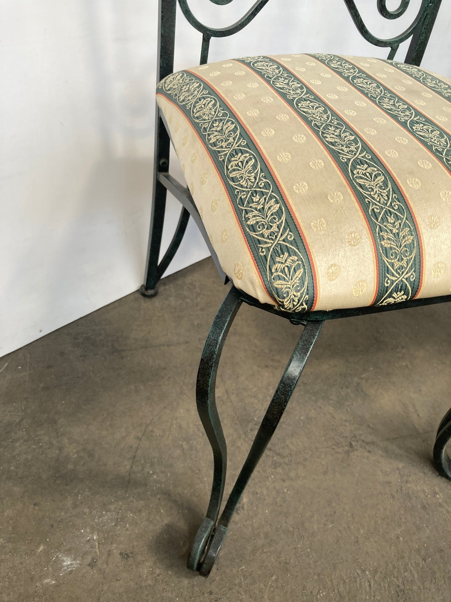 Wrought iron dining chairs set of 4