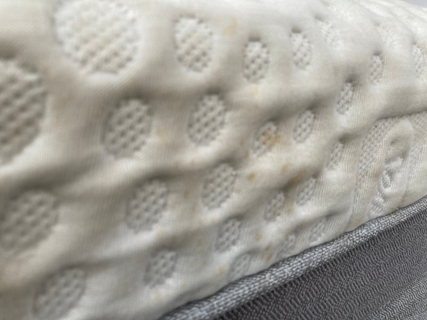 Sealy Posturepedic Hybrid double mattress (used but outstanding clean condition) MATTRESS ONLY