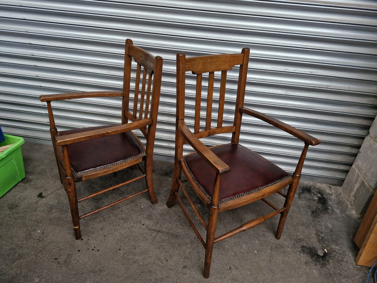 Pair of his and hers vintage leather seated studded carver chairs- high end quality - dining chairs