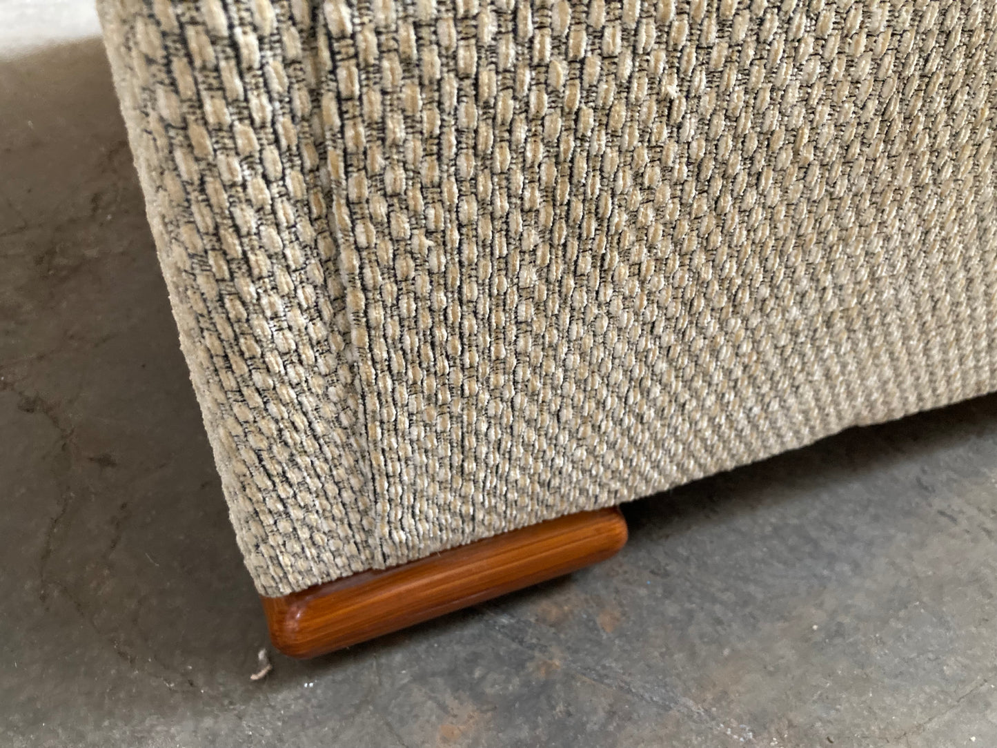3 seater high quality woven fabric sofa with reversible cushions