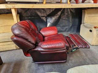 Vintage Thomas Lloyd Oxblood manual recliner armchair